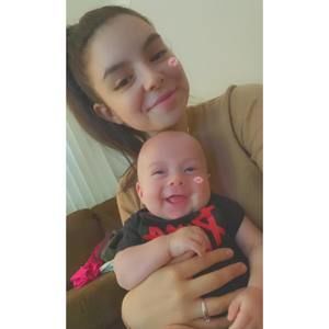 Meet your Posher, Julia